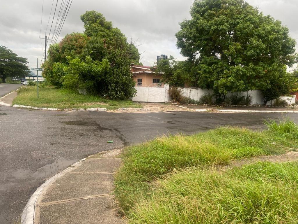 Portmore Exteriér fotografie